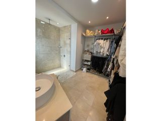 Foto 10 de APARTAMENTO EN ALTOS DE RIOMAR EN VENTA. PISOS DE MARMOL.
