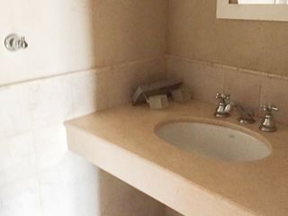 Foto 8 de Casa en venta de 4 dormitorios en Altos de Bahía
