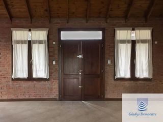 Foto 2 de Casa en venta de 4 dormitorios en Altos de Bahía