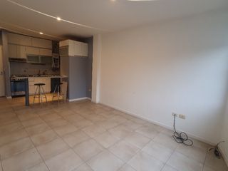 Foto 2 de Departamento en Alquiler en Villa Primera