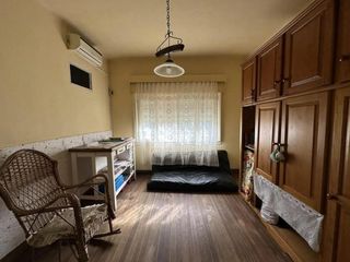 Foto 12 de Casa con Departamento en venta en Quilmes Oeste