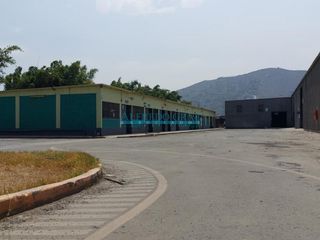 Foto 5 de Locales Industriales Alquiler AV. Pedro Ruiz Gallo - ATE