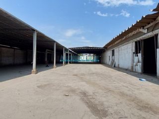Foto 2 de Locales Industriales Alquiler AV. Pedro Ruiz Gallo - ATE