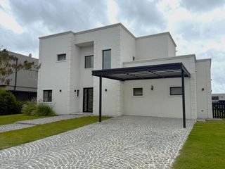 Foto 35 de Venta de casa en San Matías sector Laguna