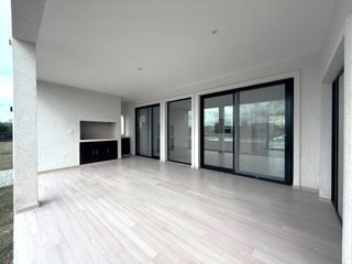 Foto 32 de Venta de casa en San Matías sector Laguna