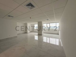 Foto 3 de Venta de Oficina en Ciudad Millenium, Titanium 1