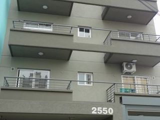 Foto 1 de ALQUILER DE DEPARTAMENTO EN Caseros