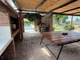 Foto 10 de Finca con casa, galpón, animales y frutales-
