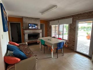 Foto 4 de Finca con casa, galpón, animales y frutales-