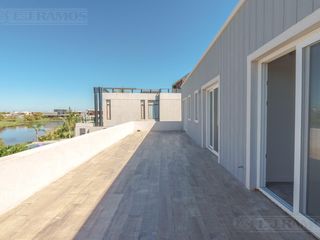Foto 43 de Casa A LA LAGUNA, con 4 suites en venta en VIRAZÓN