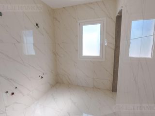 Foto 37 de Casa A LA LAGUNA, con 4 suites en venta en VIRAZÓN