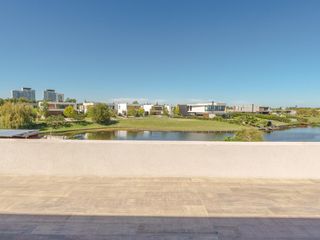 Foto 46 de Casa A LA LAGUNA, con 4 suites en venta en VIRAZÓN