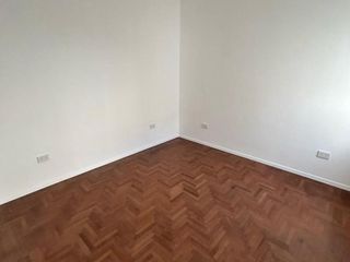 Foto 7 de PH en venta - 2 Dormitorios 1 Baño - 75Mts2 - La Plata