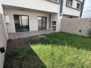 Foto 7 de Alquiler Duplex - 3 Dormitorios - B° Rincones de Manantiales