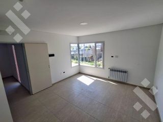 Foto 11 de En Venta, Duplex de 3 Dormitorios, a Estrenar, B° Venezia