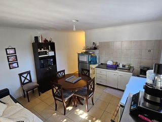 Foto 1 de Departamento en  Racedo y Perón