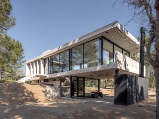 Foto 3 de Casa en VENTA en VILLAROBLES, a 15 km de Pinamar !