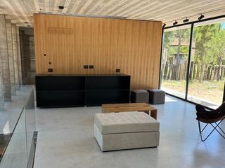 Foto 21 de Casa en VENTA en VILLAROBLES, a 15 km de Pinamar !