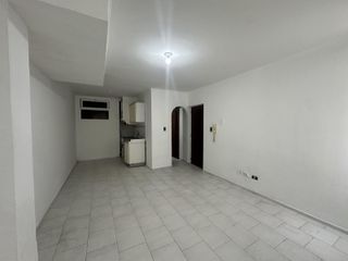 Foto 2 de ALQUILER - Ov. Lagos / Córdoba - PB - 1 amb