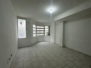 Foto 4 de ALQUILER - Ov. Lagos / Córdoba - PB - 1 amb