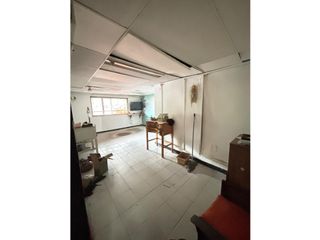 Foto 8 de VENTA CASA LOTE BARRIO LORENA LAURELES MEDELLN PARA CONSTRUIR
