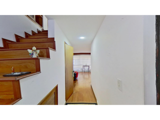 Foto 6 de Apartamento dúplex en Venta en Antiguo Country, Edificio Luisa