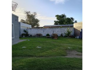Foto 3 de CASA Y LOCAL EN VENTA BARRIO VILLA RESSIA