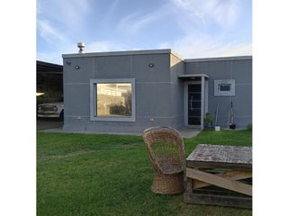 Foto 1 de CASA Y LOCAL EN VENTA BARRIO VILLA RESSIA