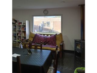Foto 8 de CASA Y LOCAL EN VENTA BARRIO VILLA RESSIA