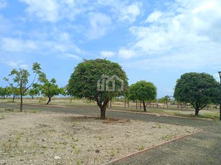 Foto 16 de CASA DE VENTA EN URBANIZACIÓN PRIVADA DE MANTA