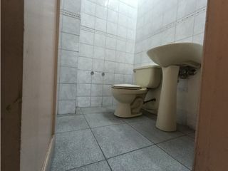Foto 9 de La Mariscal, Local Comercial en Renta, 600m2, 3 Ambientes