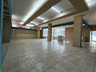 Foto 12 de La Mariscal, Local Comercial en Renta, 600m2, 3 Ambientes