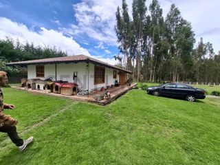 Foto 6 de Vendo Casa - Terreno de 20.000m en la Entrada a Lasso entre Latacunga y Machachi