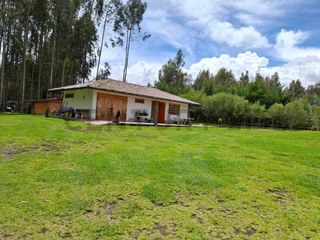 Foto 8 de Vendo Casa - Terreno de 20.000m en la Entrada a Lasso entre Latacunga y Machachi