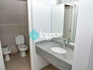 Foto 10 de Casa en venta en barrio privado Jockey Club - Salta Capital