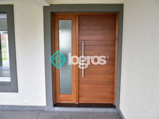 Foto 7 de Casa en venta en barrio privado Jockey Club - Salta Capital