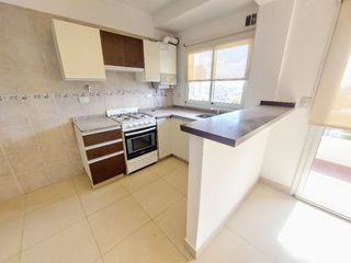 Foto 6 de Departamento en alquiler en Lanus Oeste