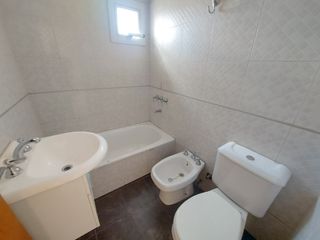 Foto 8 de Departamento en alquiler en Lanus Oeste