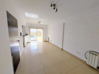 Foto 3 de Departamento en alquiler en Lanus Oeste