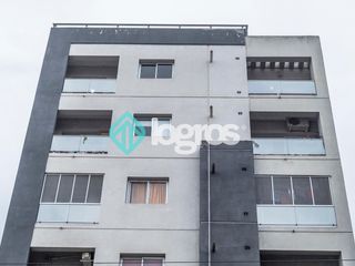 Foto 2 de Departamento en venta de 2 dormitorios con cochera en Salta