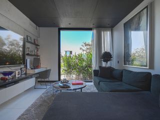 Foto 10 de Exclusiva Casa en Venta El Golf Nordelta Al Agua