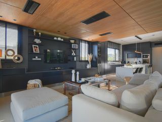 Foto 22 de Exclusiva Casa en Venta El Golf Nordelta Al Agua