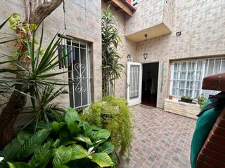 Foto 4 de PH 3 Ambientes con Patio y Terraza Propia. Sin Expensas