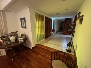 Foto 2 de Impecable chalet 3 dormitorios  en victoria s/750 mts lote