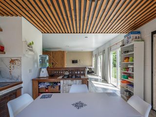 Foto 4 de Casa tipo Loft con gran parque y pileta en el El Cazador - Escobar