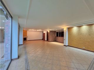 Foto 14 de Gran Casa de 3 niveles en El Poblado