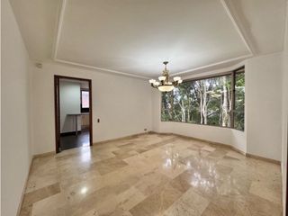 Foto 6 de Gran Casa de 3 niveles en El Poblado