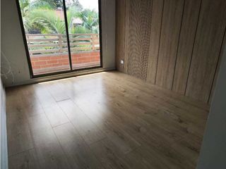 Foto 11 de Acogedora Casa Reformada Envig Montessori  1530 Mill