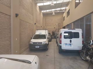 Foto 1 de VENTA GALPON  Y OFICINA COMERCIAL PREMIUM