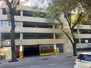 Foto 1 de COCHERA EN VENTA CALLE GARIBALDI 180 CIUDAD